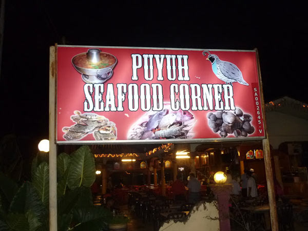  Puyuh Seafood Corner