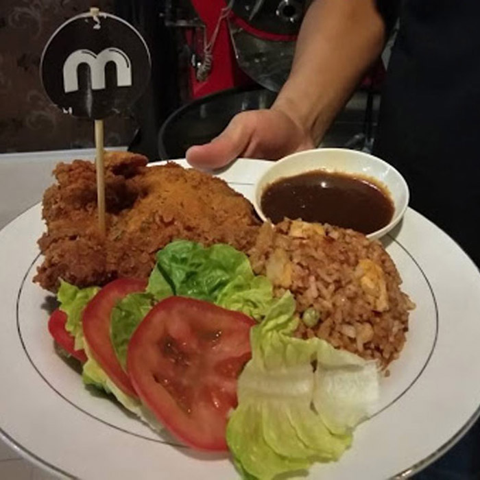 Mustawa Family Cafe Kuala Selangor - Chickens Rice