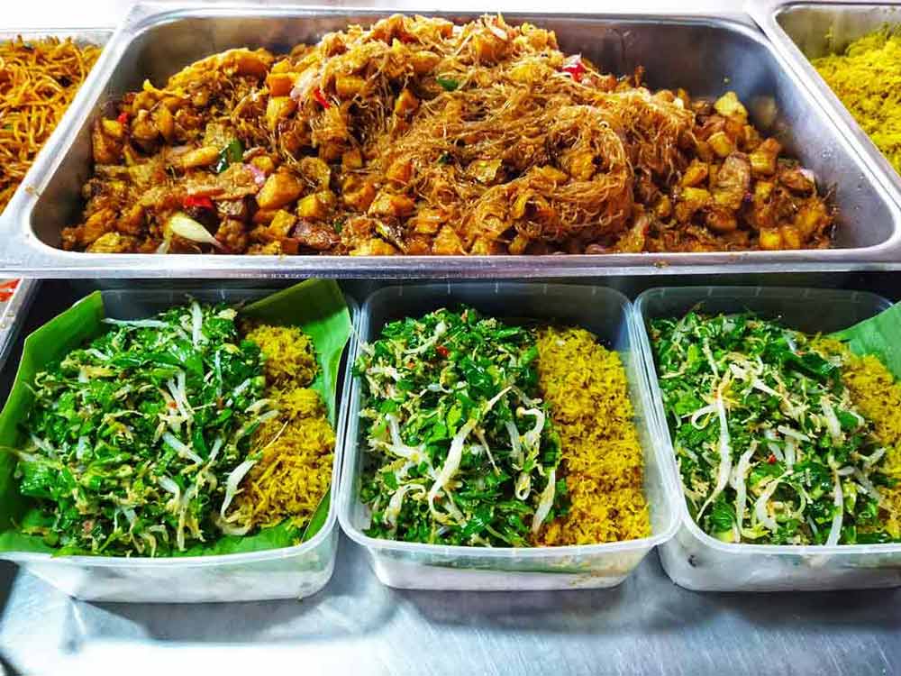 Warung Ibu Kuala Selangor - Food for Nasi Ambeng